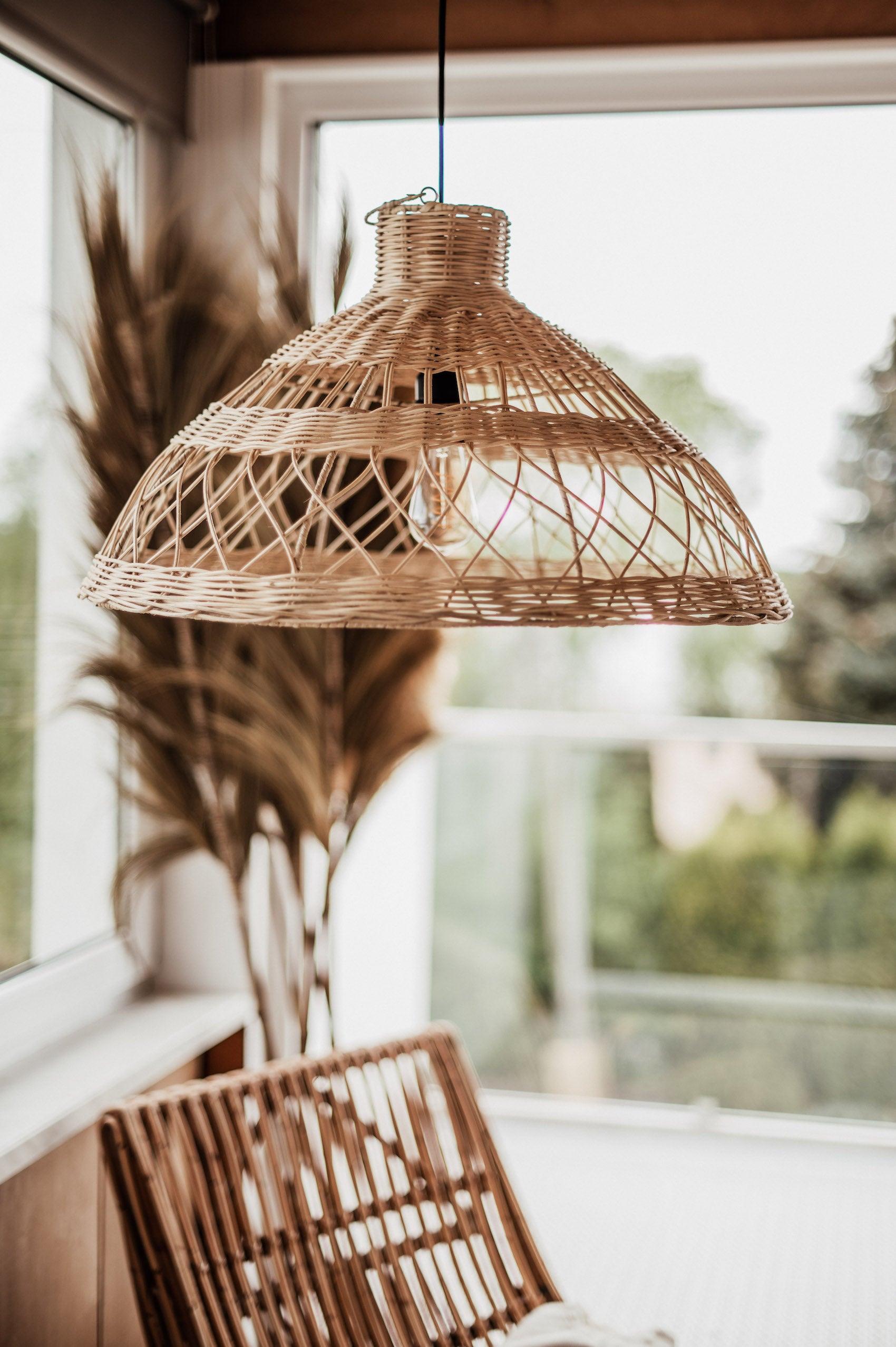 Indoor Rattan Lamp - Rattan Furniture - Monnarita - handmade lamp